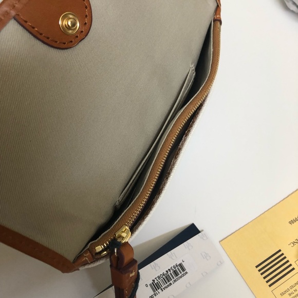 Dooney & Bourke Kansas City Royals Wristlet - Picture 8 of 9